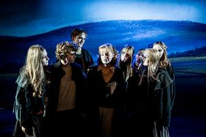 v.l.n.r.: Ayleen Schubert, Griffin Weiß, Leo Tennler, Emily Röhner, Johanna Fiedler, Julina Oehme, Leni Sommerfeld und Vanessa Schubert.</br>

Foto: Dirk Rückschloß/Pixore Photography