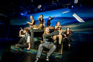 v.l.n.r.: Griffin Weiß, Leni Sommerfeld, Ke Xin Celine Chen, Kristin Liebscht, Johanna Fiedler, Emily Röhner und Vanessa Schubert.</br>

Foto: Dirk Rückschloß/Pixore Photography